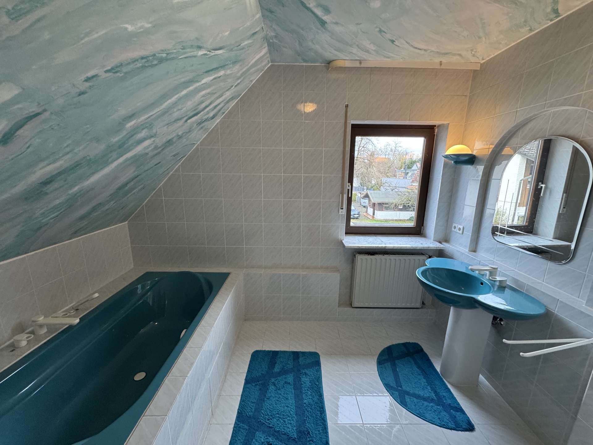 Blick ins Badezimmer