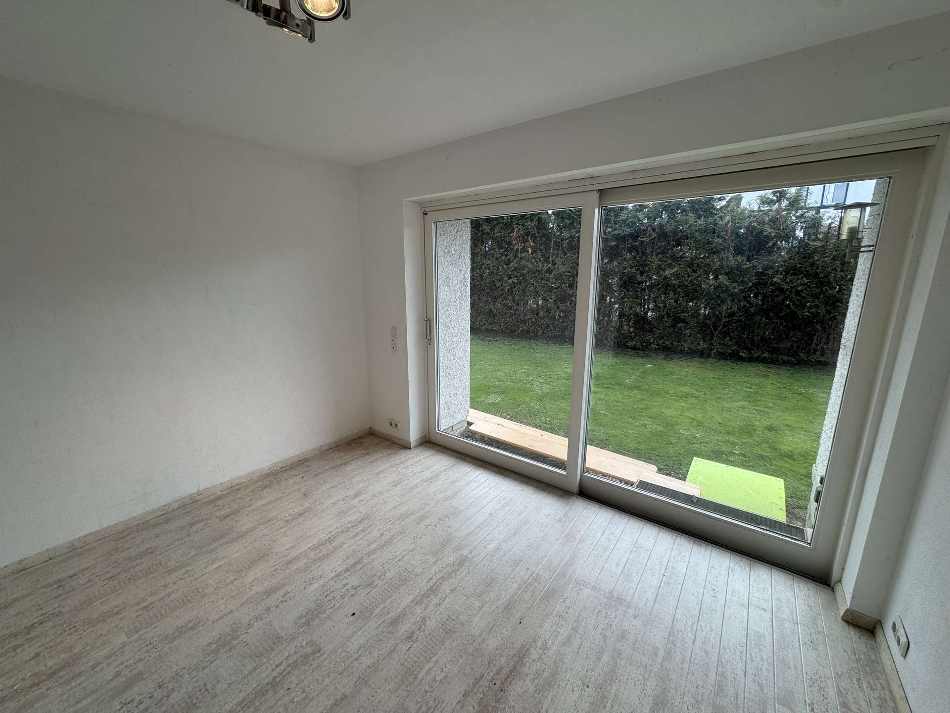 helle großzügige Räume