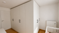 großer Einbauschrank