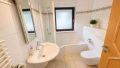 Badezimmer im Erdgeschoss