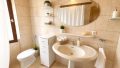 Badezimmer im Obergeschoss