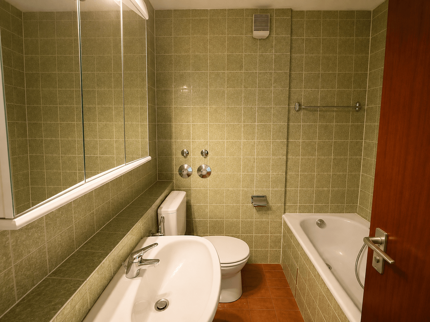 Badezimmer mit Wanne